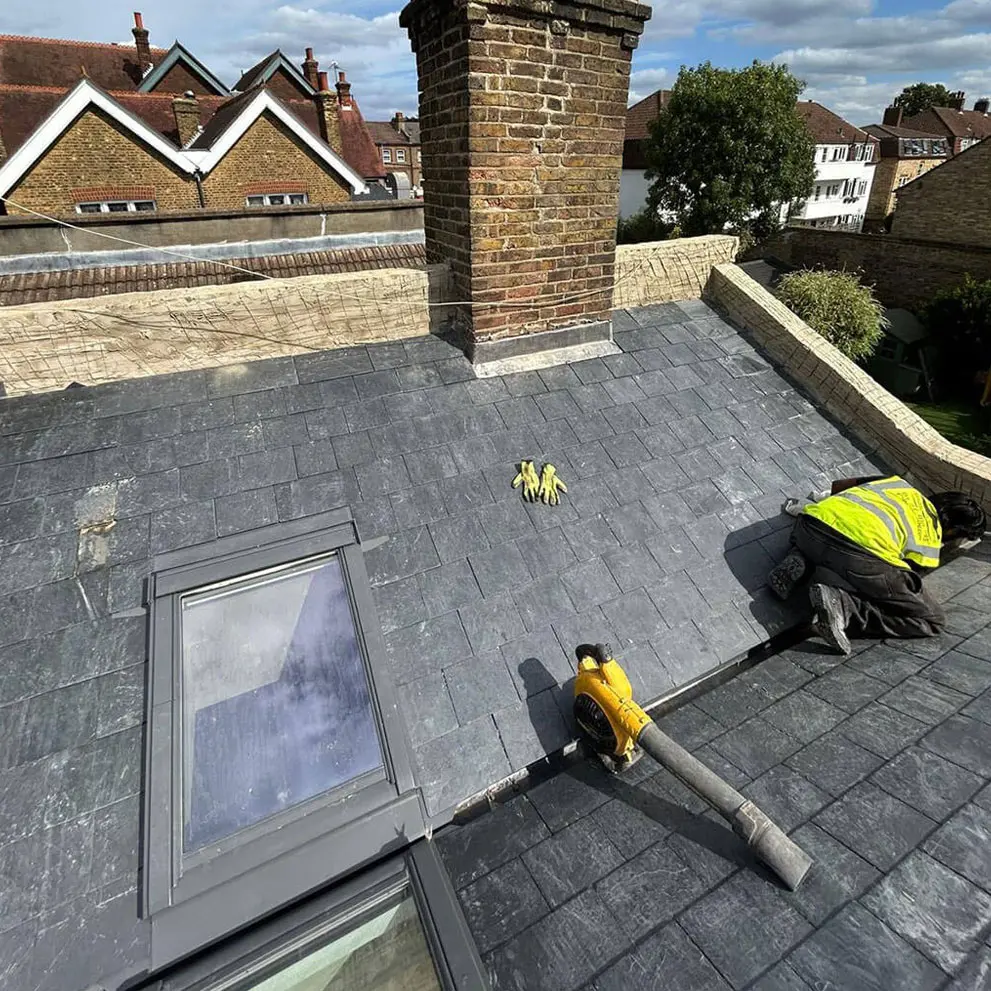 Roofing Site Safety for Clean, Safe Work at Your Home